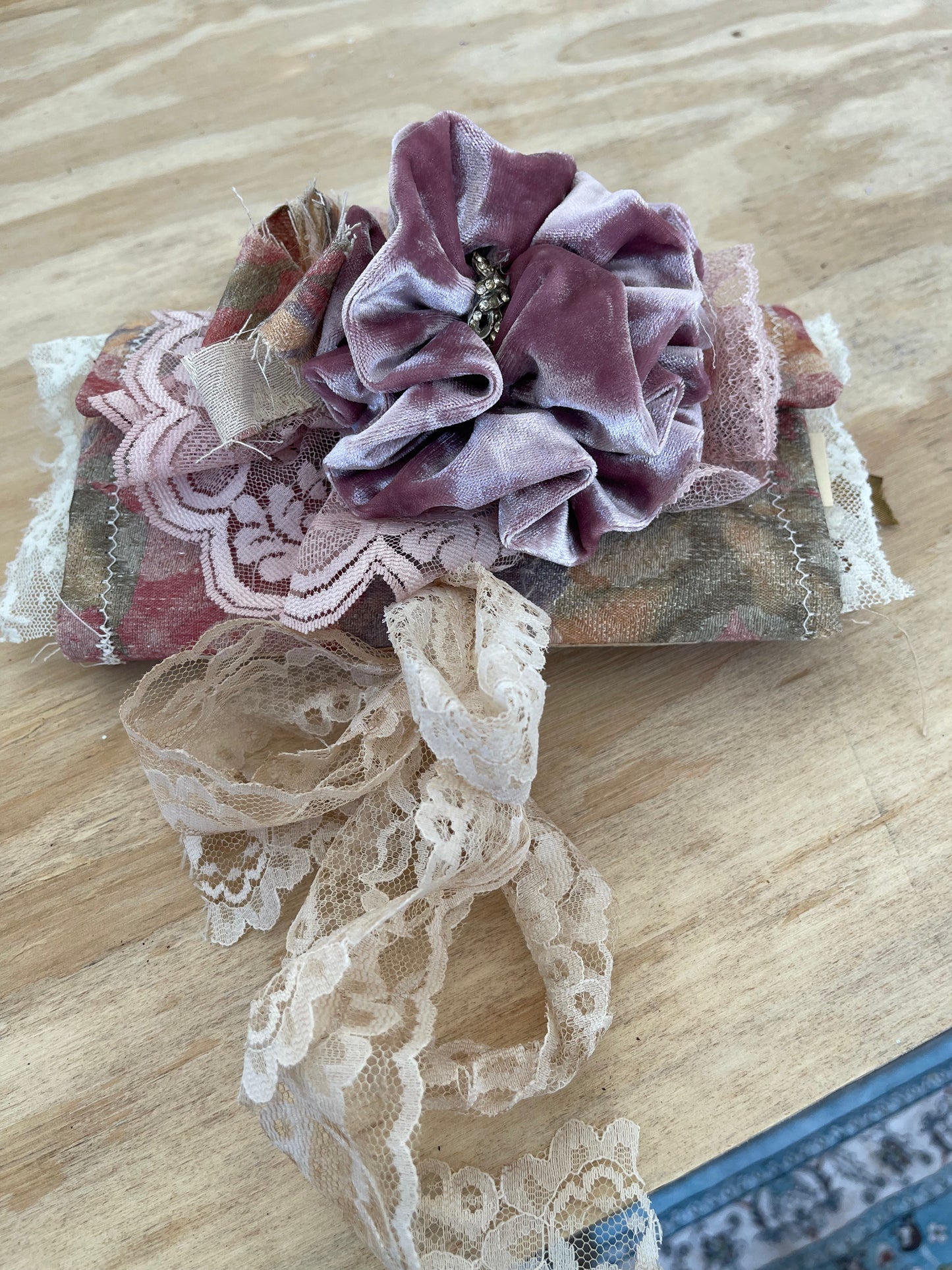 Beautiful complete junk journal