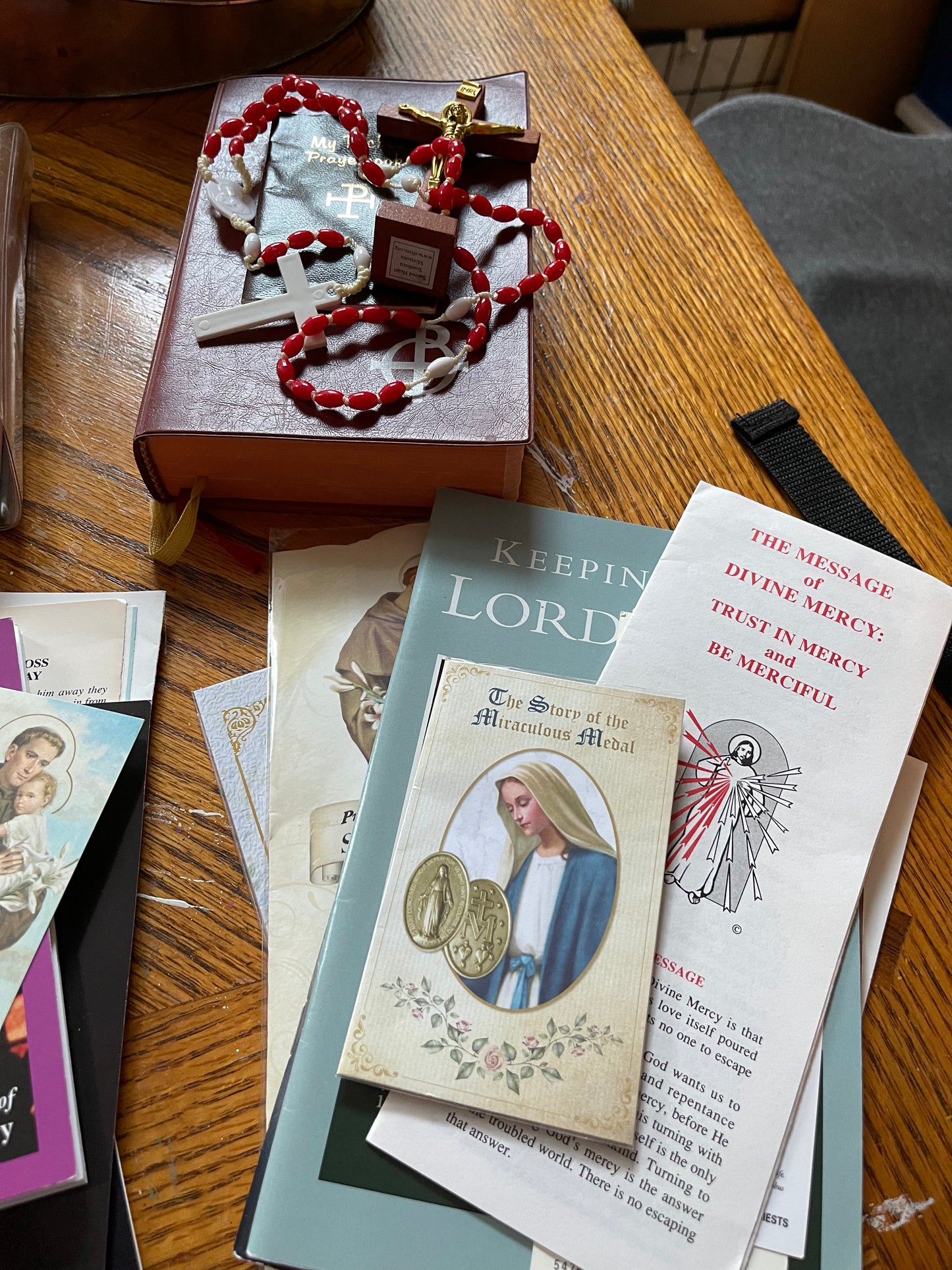 Sets of Catholic religious items